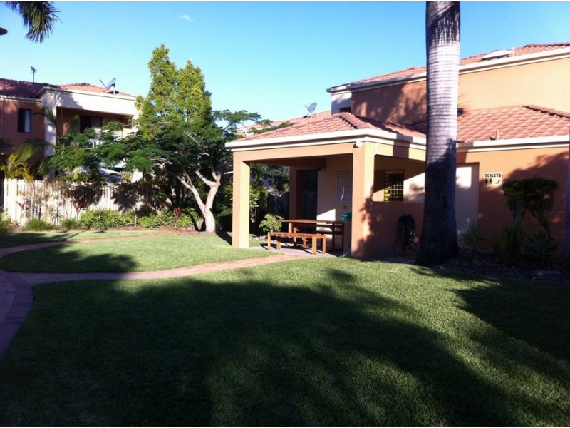 Unit 15, 1 Warbler Parade,, Varsity Lakes QLD 4227