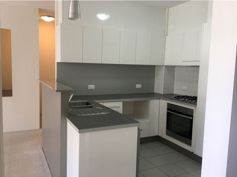 43/2 Campbell St, Toowong QLD 4066