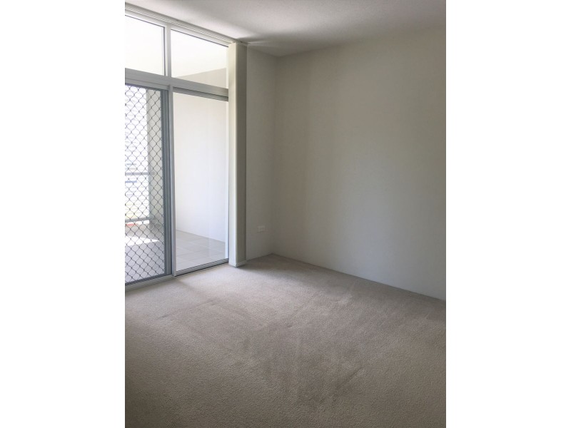 43/2 Campbell St, Toowong QLD 4066