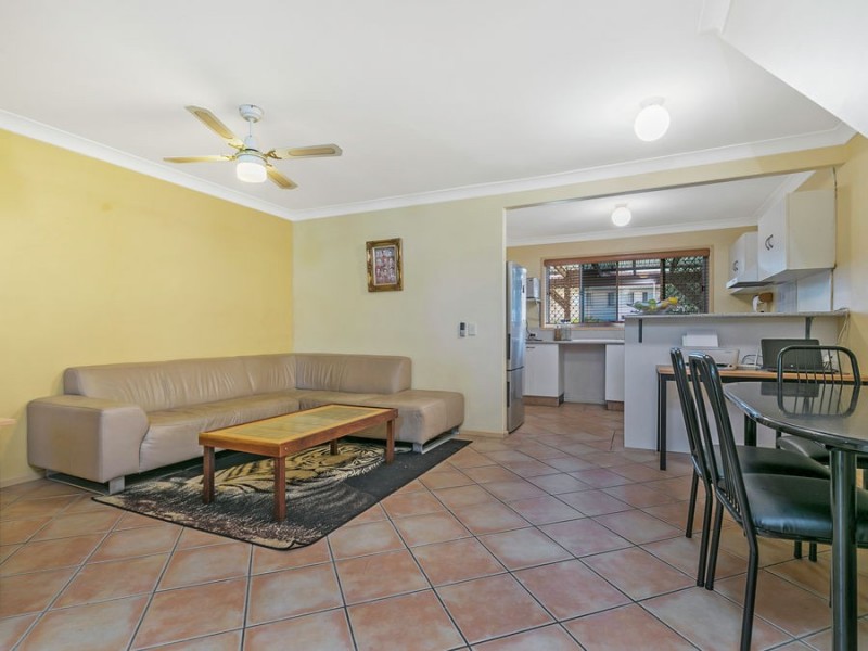 121/9 Bayside Court, Thorneside QLD 4158