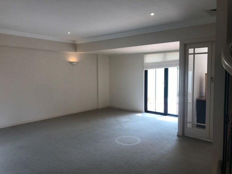 28a /24 Radan St, Sunnybank Hills QLD 4109