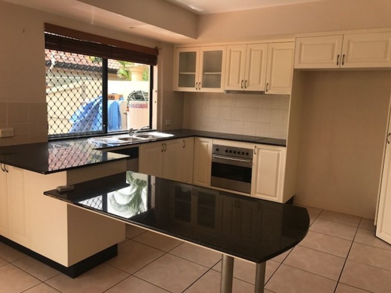 28a /24 Radan St, Sunnybank Hills QLD 4109