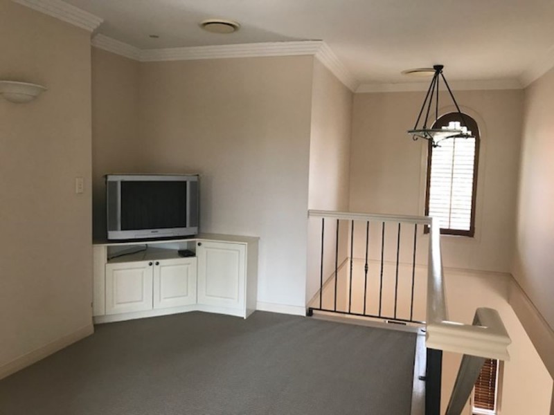 28a /24 Radan St, Sunnybank Hills QLD 4109