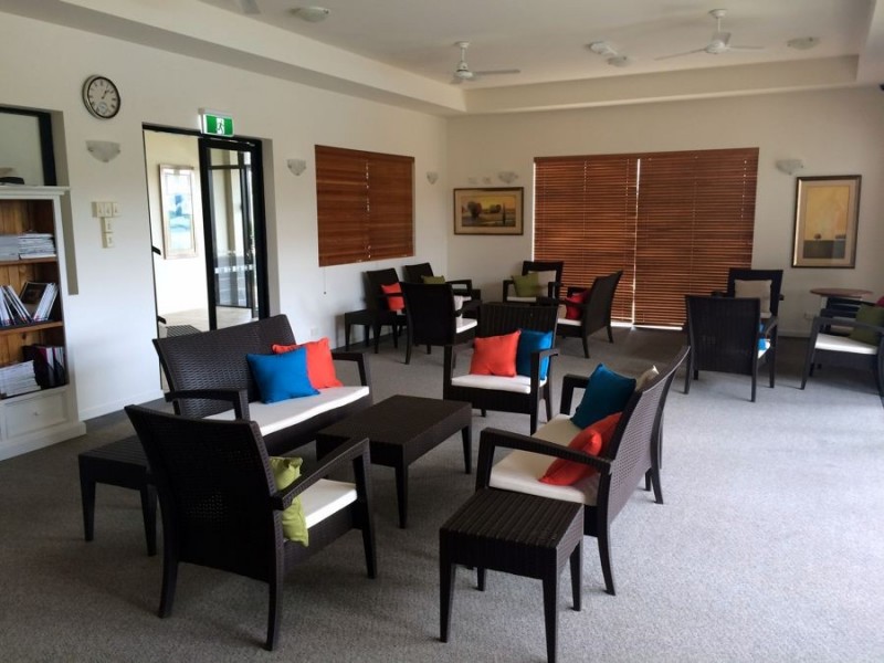 74 Greenway Cct, Mount Ommaney QLD 4074