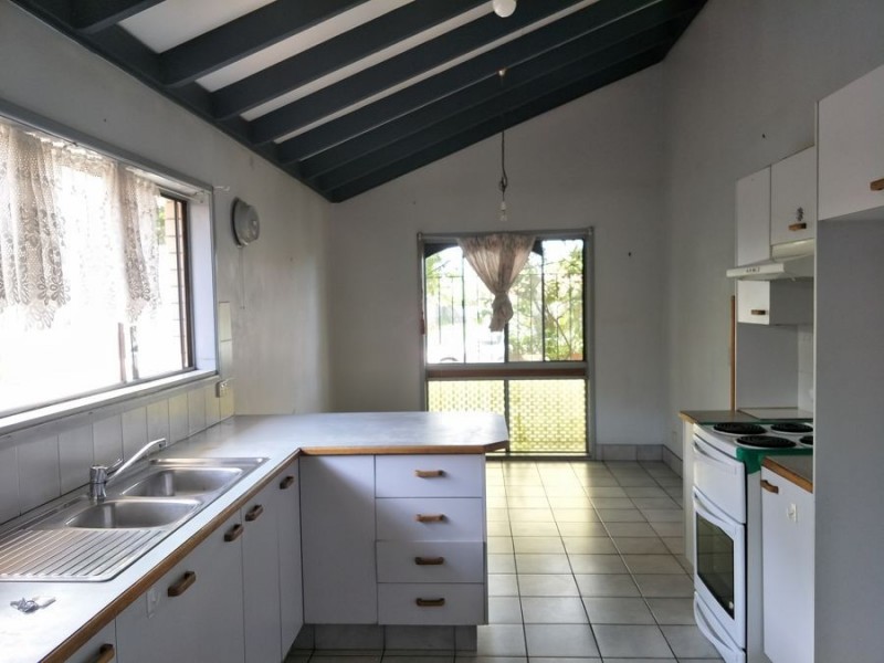 15 Nodosa St, Robertson QLD 4109