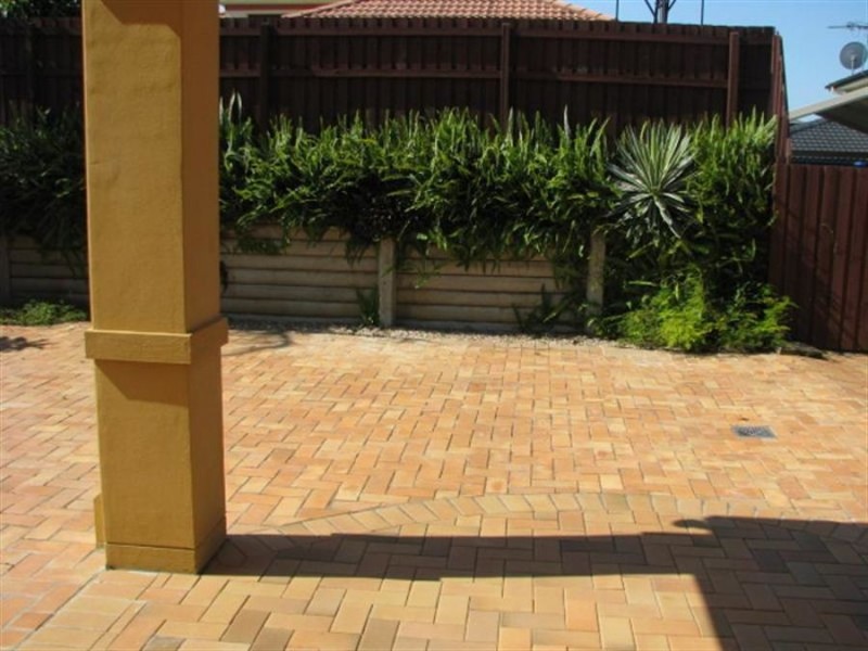 1 Alberton Ct, Eight Mile Plains QLD 4113