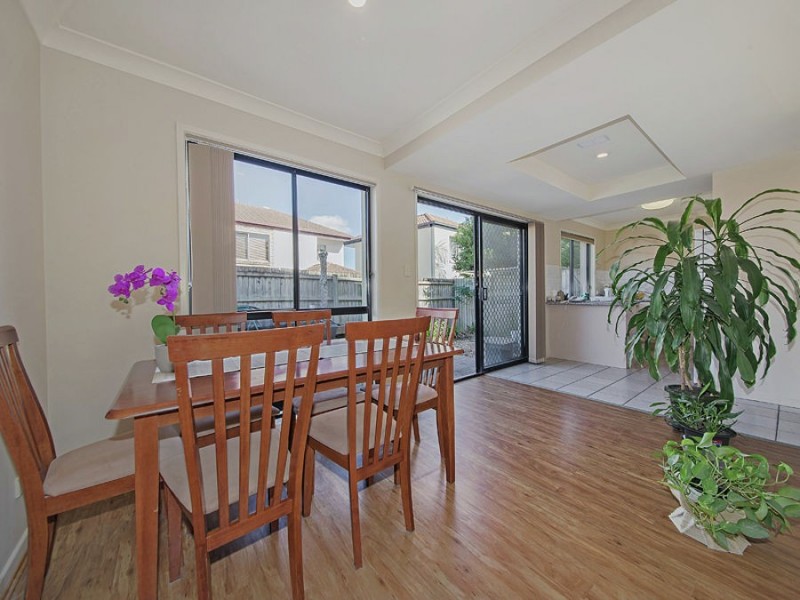 Unit 30 74 Plaza St, Wynnum West QLD 4178