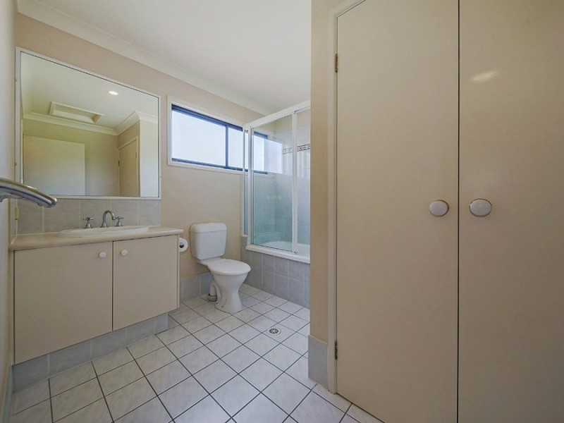 Unit 30 74 Plaza St, Wynnum West QLD 4178