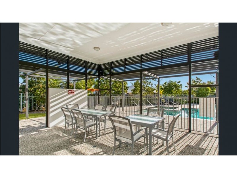 29/10 Grand Pde, Kawana Island QLD 4575