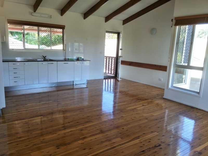 150 Chatswood Rd, Daisy Hill QLD 4127