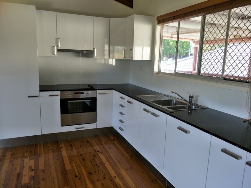 150 Chatswood Rd, Daisy Hill QLD 4127