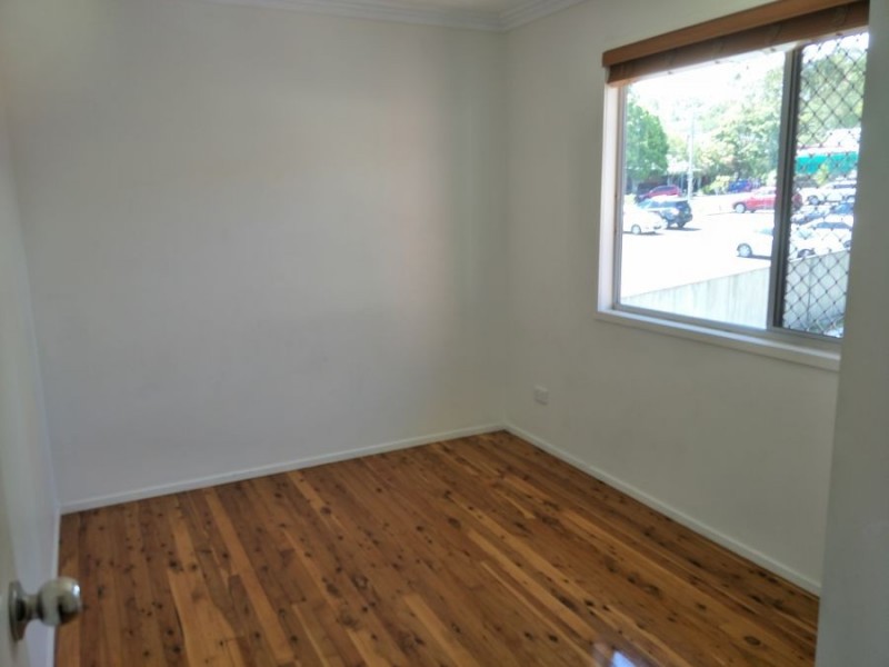 150 Chatswood Rd, Daisy Hill QLD 4127