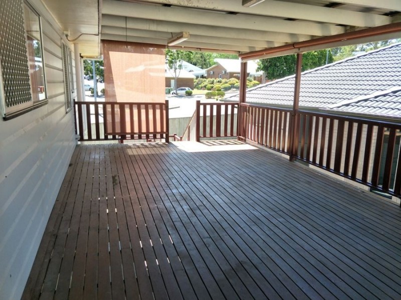 150 Chatswood Rd, Daisy Hill QLD 4127