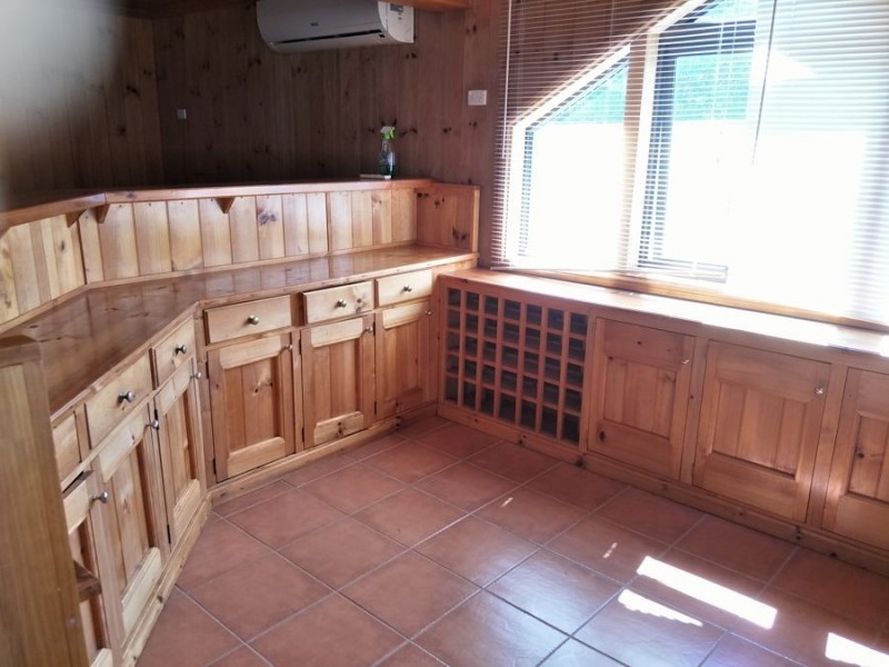 150 Chatswood Rd, Daisy Hill QLD 4127