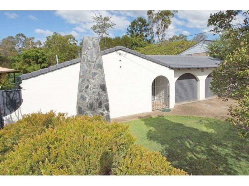 12 Dunstable St,, Macgregor QLD 4109