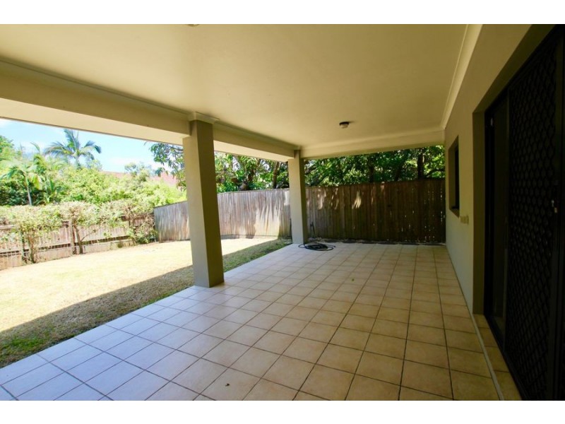 139A Carmody Rd, St Lucia QLD 4067