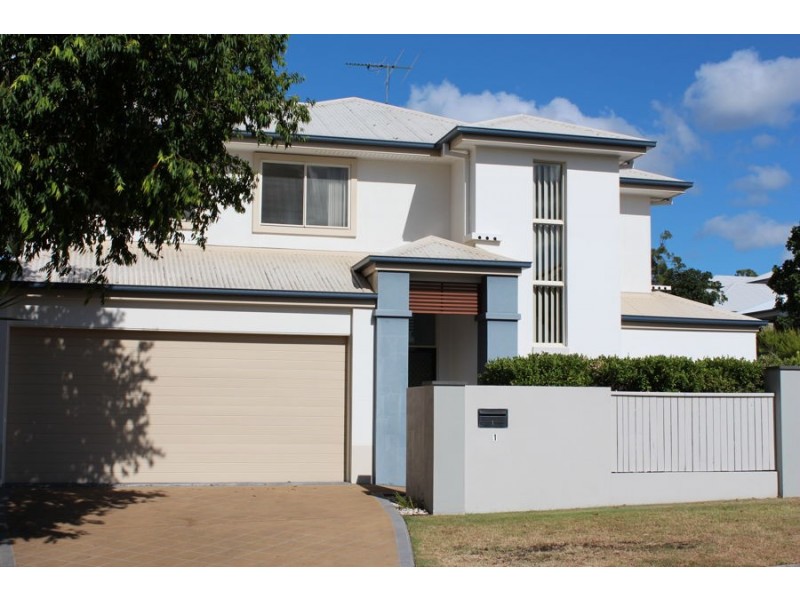 12 Central Ave, Mount Ommaney QLD 4074