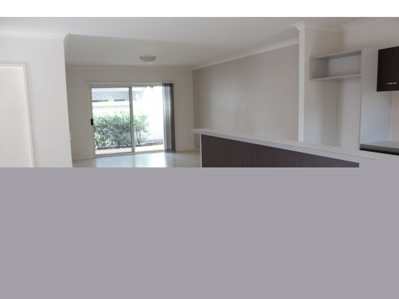 12 Central Ave, Mount Ommaney QLD 4074