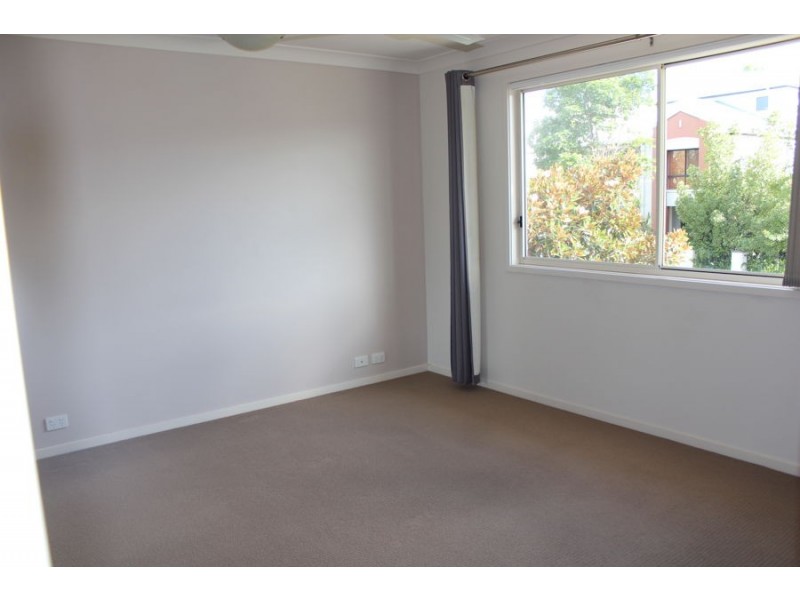 12 Central Ave, Mount Ommaney QLD 4074