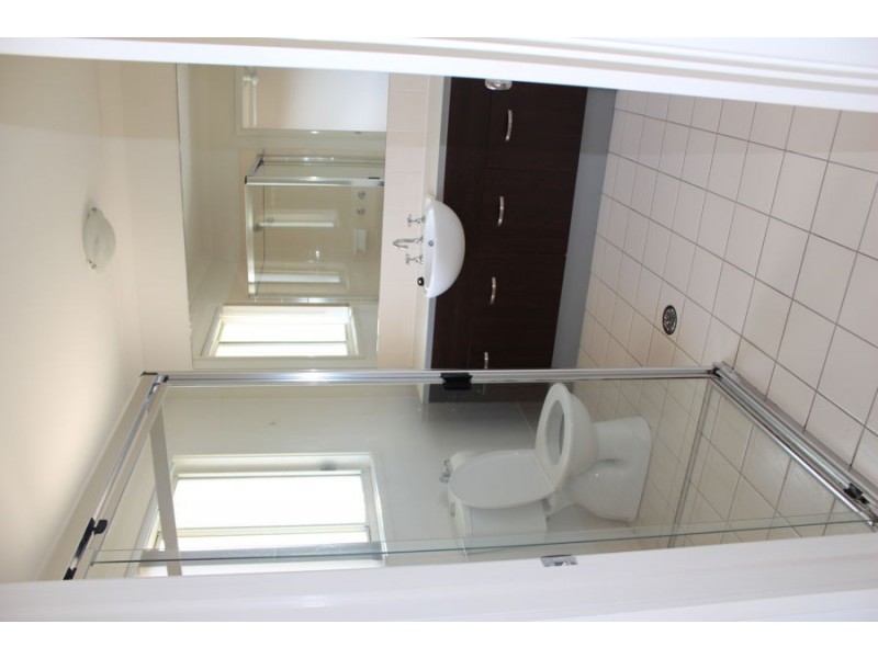 12 Central Ave, Mount Ommaney QLD 4074