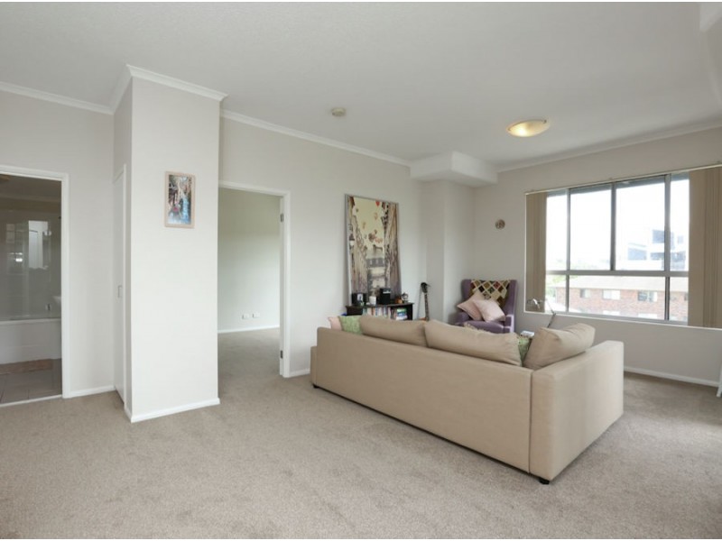 15/1 McNaughton St, Redcliffe QLD 4020