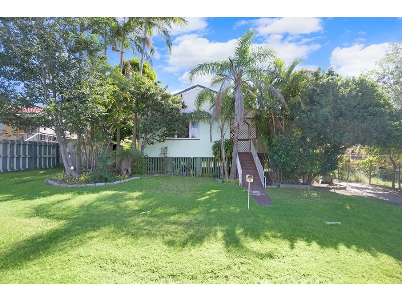 10 Fleur Street, Woodridge QLD 4114