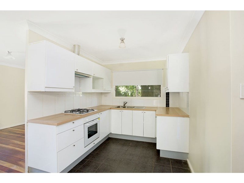 10 Fleur Street, Woodridge QLD 4114