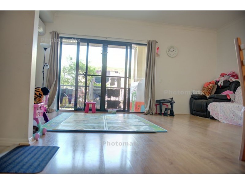 5/2 Tourangeau Crescent, Varsity Lakes QLD 4227