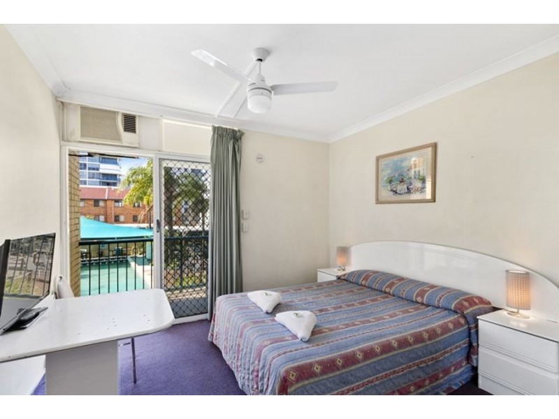 Labrador QLD 4215