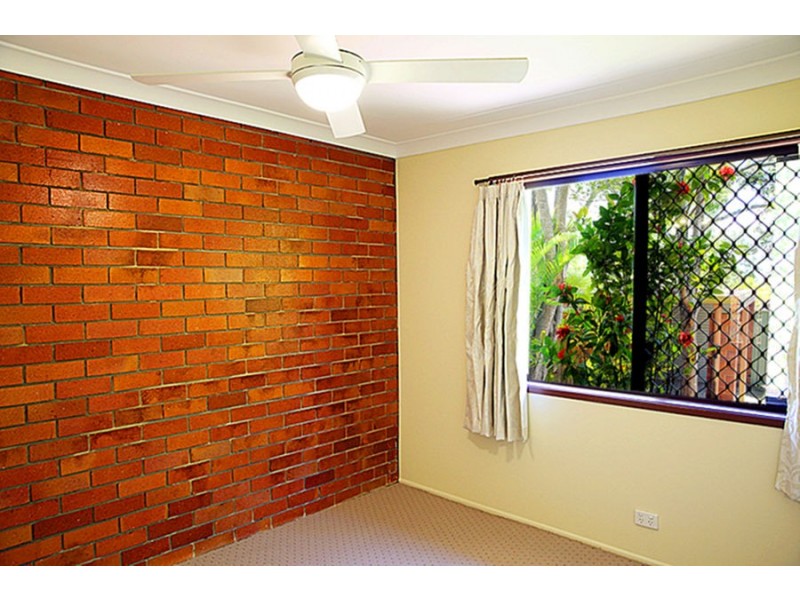 2/123 Barbaralla Drive, Springwood QLD 4127