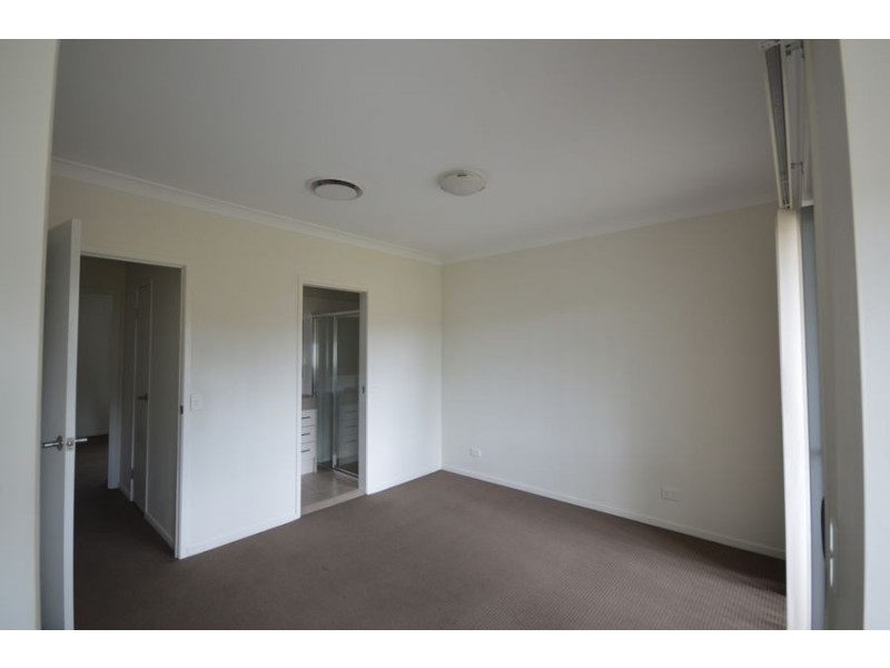 3/7 Debra St, Salisbury QLD 4107