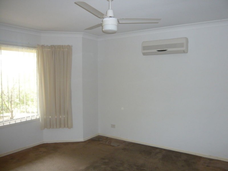 24/1 Daintree drive, Parkinson QLD 4115