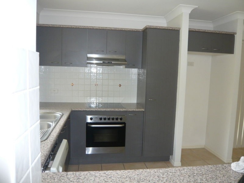 24/1 Daintree drive, Parkinson QLD 4115