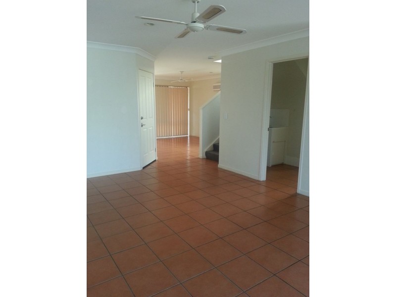 74 Universal Street, Pacific Pines QLD 4211