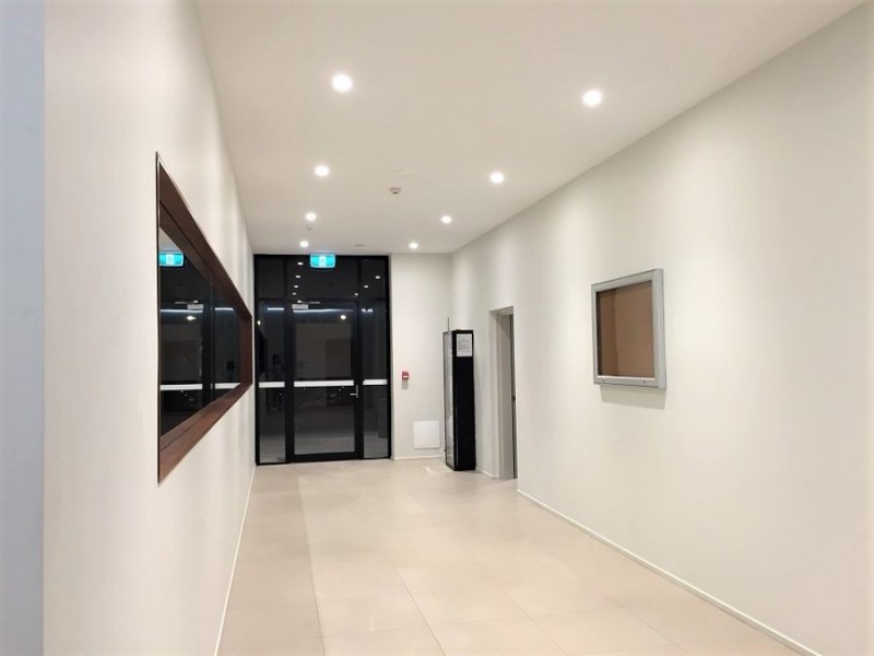 202 8 Hunt Street, Hamilton QLD 4007