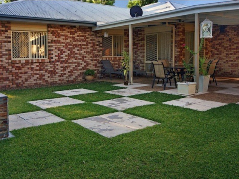 8 Trinity Close, Forest Lake QLD 4078