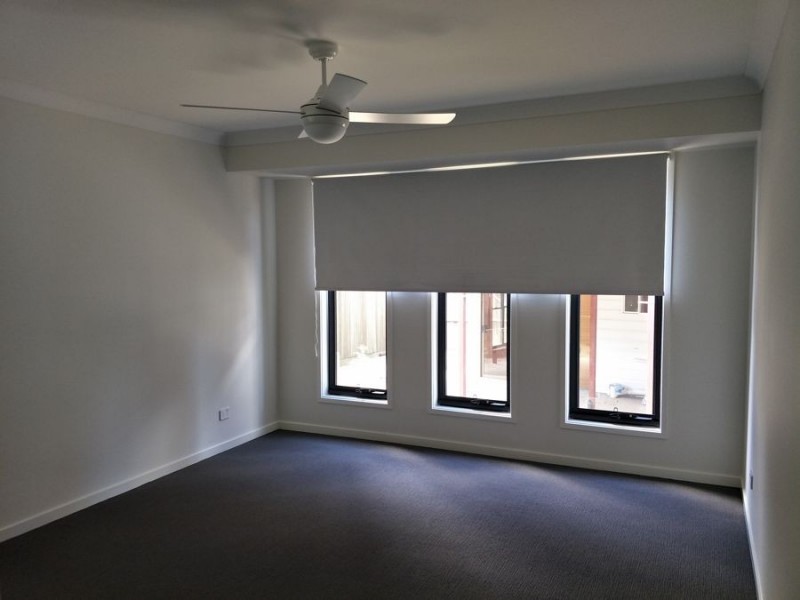 150B Chatswood Rd, Daisy Hill QLD 4127