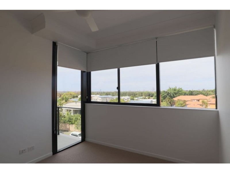308/112-134 Palm Meadows Drive, Carrara QLD 4211