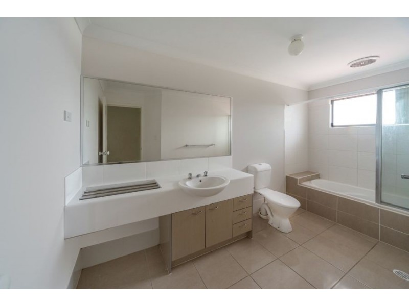 39/116 Albert St, Goodna QLD 4300