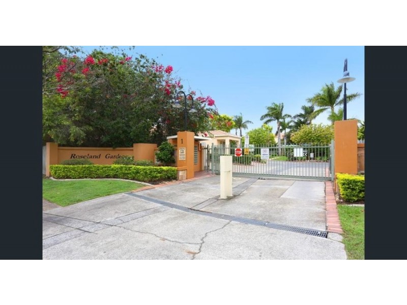 Unit22, 1 Warbler Parade, Varsity Lakes QLD 4227