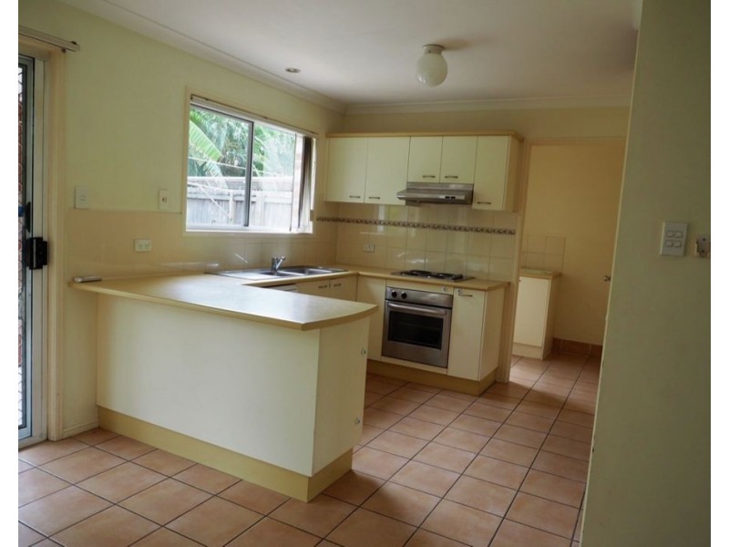 24 8 Honeysuckle Way, Calamvale QLD 4116