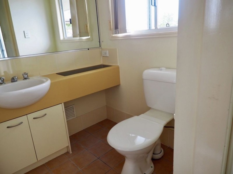 24 8 Honeysuckle Way, Calamvale QLD 4116