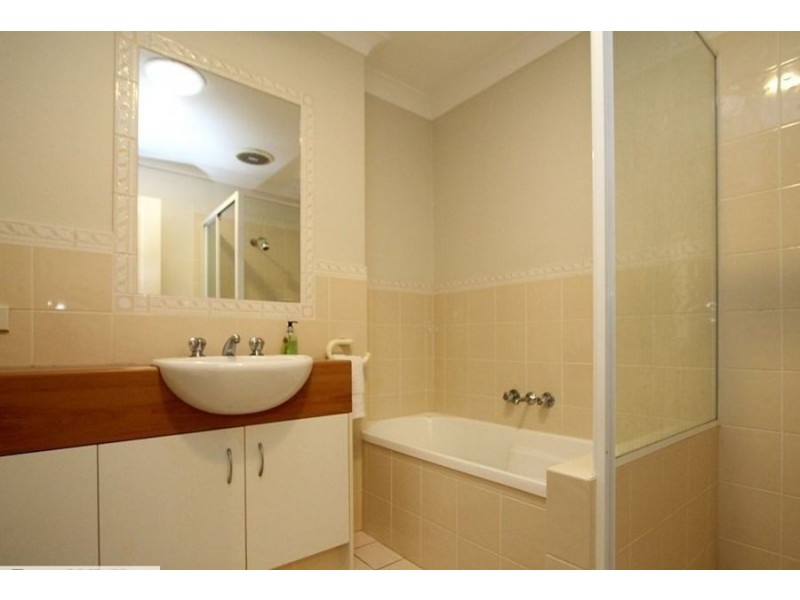 Unit 10/538 Warrigal Road, Eight Mile Plains QLD 4113