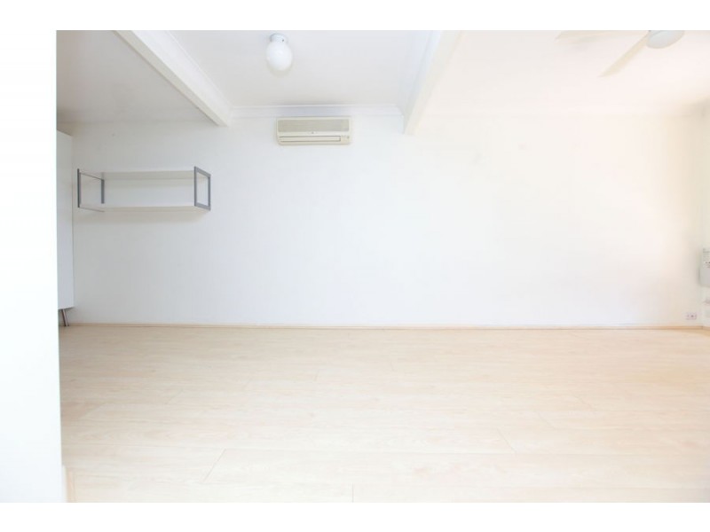 20/8 Honeysuckle Way, Calamvale QLD 4116