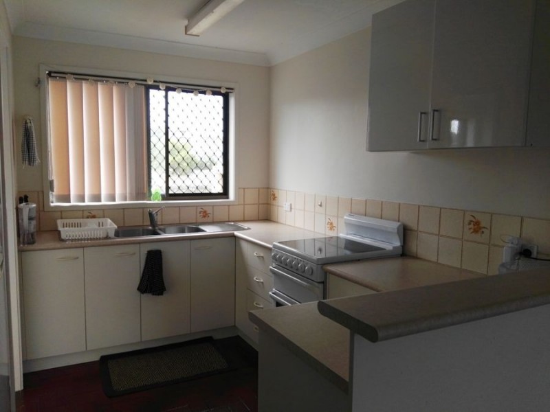 1/13 Nundah Ave, Miami QLD 4220