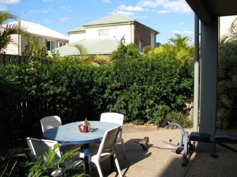 6/1 Alexandrina Drive, Varsity Lakes QLD 4227