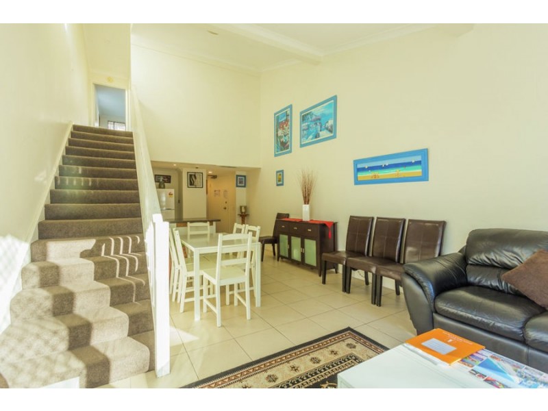 66/43 Enderley Ave,, Surfers Paradise QLD 4217