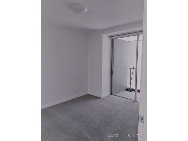 32306 9 Lawson St, Southport QLD 4215