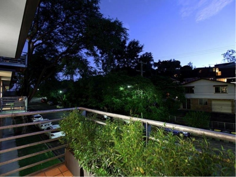 110 Macquarie St, Teneriffe QLD 4005