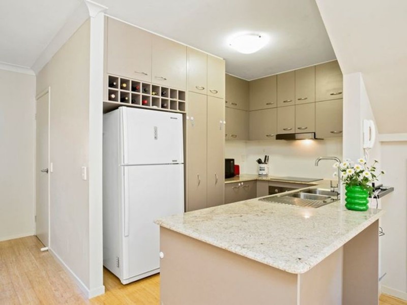 5/2 Geraldton Drive, Varsity Lakes QLD 4227